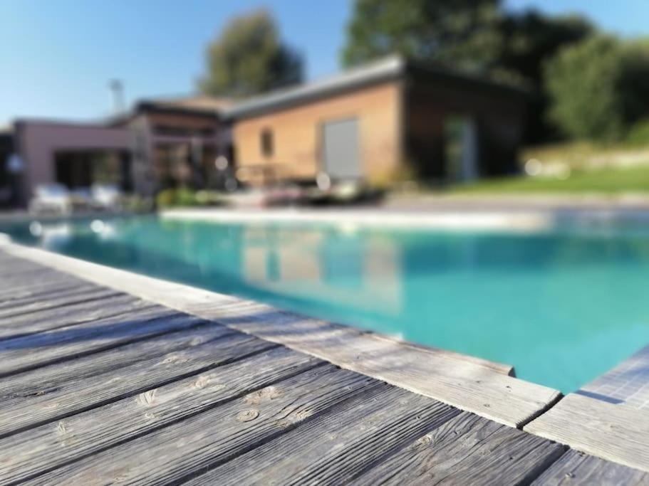 Bois Cosy Avec Piscine Aix Nature Chalet *