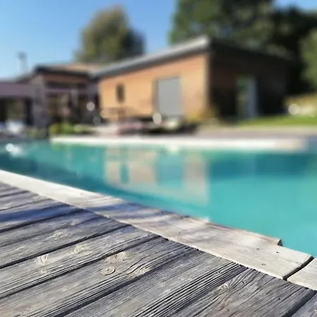 Chalet Bois Cosy Avec Piscine Aix Nature Aix-en-Provence Exterior photo